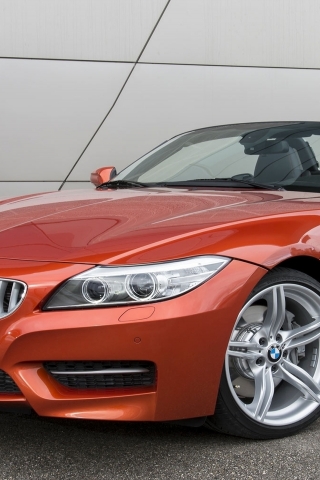 BMW Z4 Roadster for 320 x 480 iPhone resolution