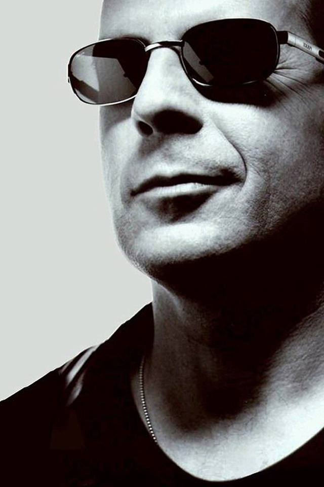 Bruce Willis Younger for 640 x 960 iPhone 4 resolution