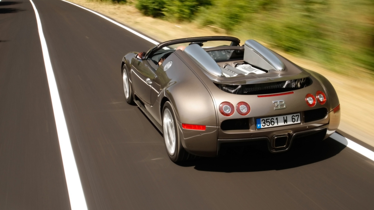 Bugatti Veyron 16.4 Grand Sport 2010 in Rome - Rear Angle Speed Top for 1280 x 720 HDTV 720p resolution
