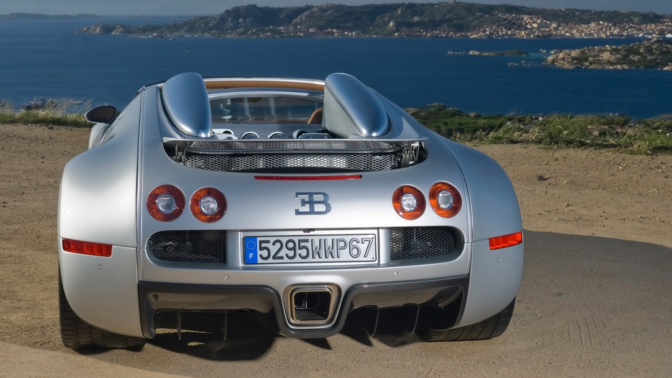 Bugatti Veyron 16.4 Grand Sport in Sardinia 2010 - Rear for 1366 x 768 HDTV resolution