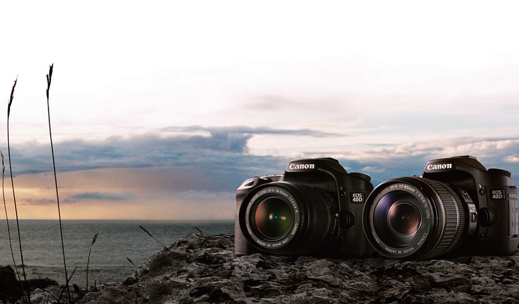 Canon EOS 40D for 1024 x 600 widescreen resolution