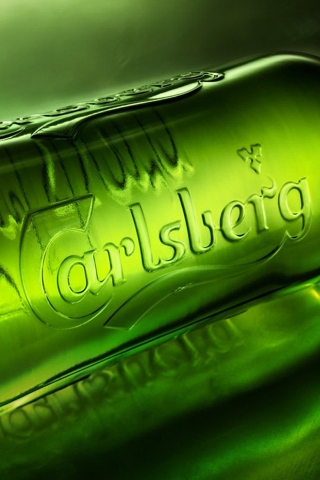 Carlsberg Bottle for 320 x 480 iPhone resolution