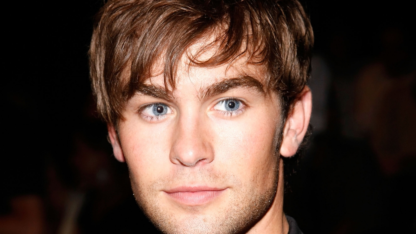 Chace Crawford Close Look for 1366 x 768 HDTV resolution