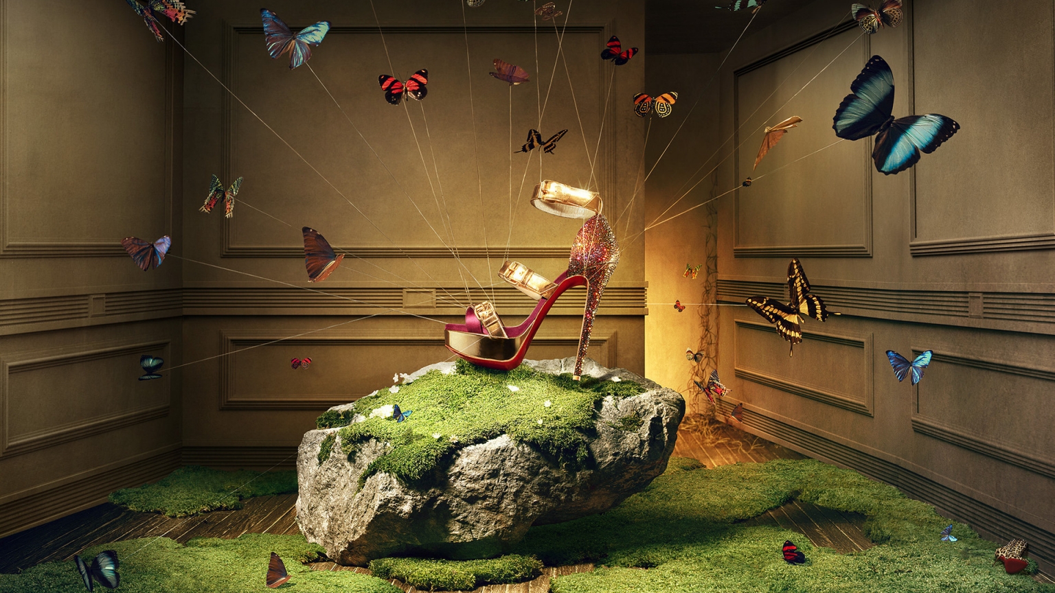 Christian Louboutin Shoes for 1536 x 864 HDTV resolution