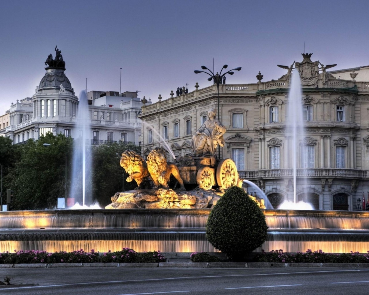 Cibeles Fountain in Madrid for 1280 x 1024 resolution