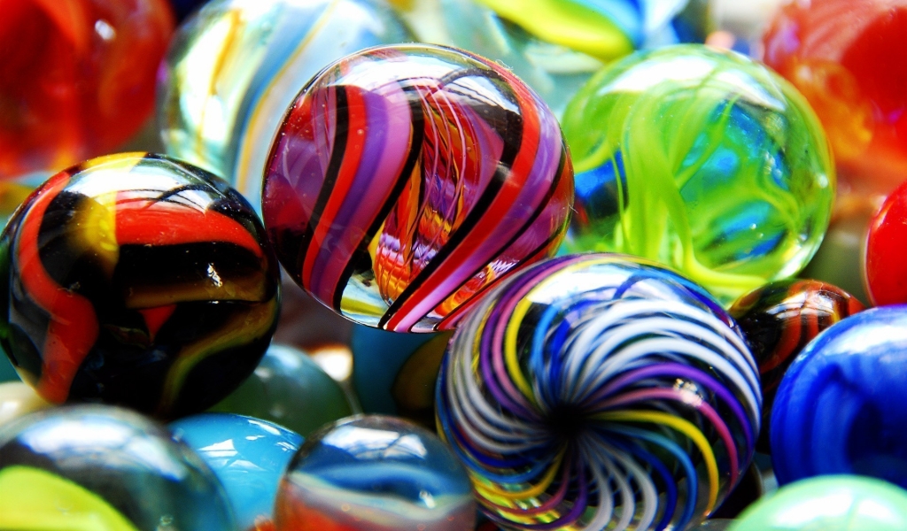 Colored Glass Balls for 1024 x 600 widescreen resolution