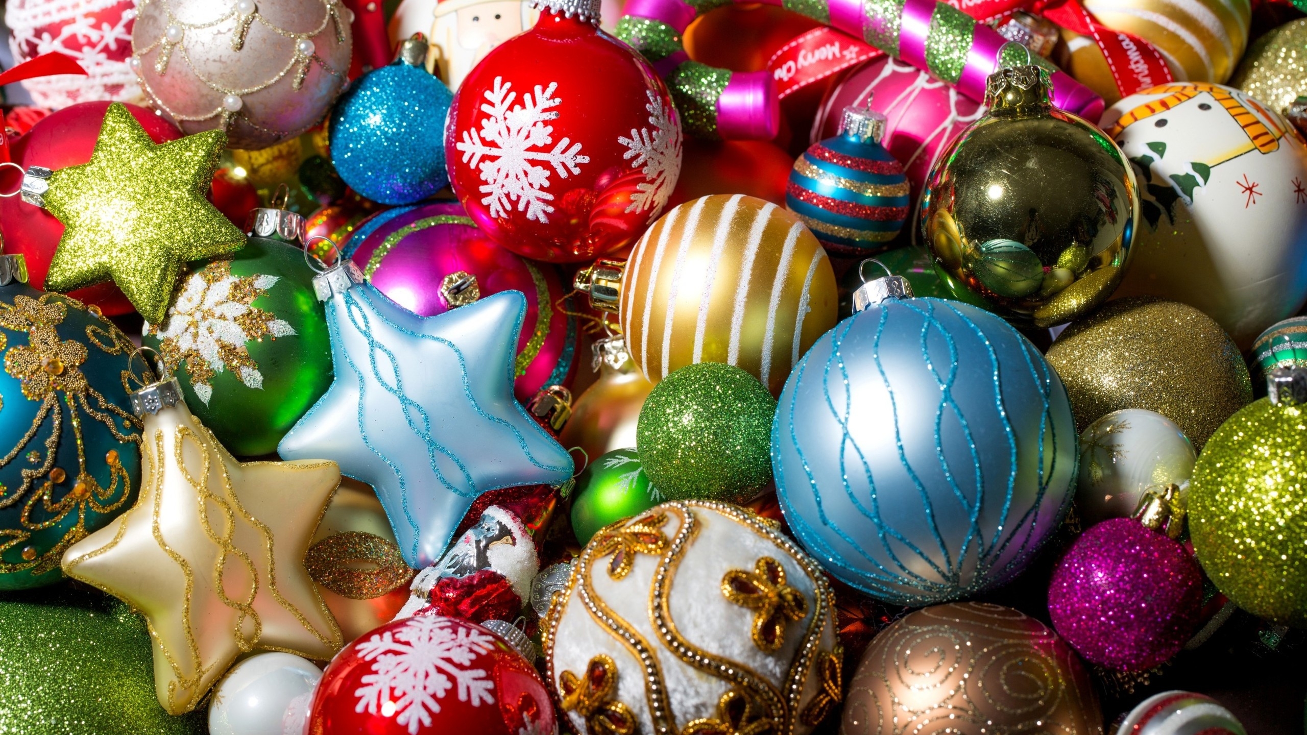 Colorful Christmas Globe Collection for 2560x1440 HDTV resolution