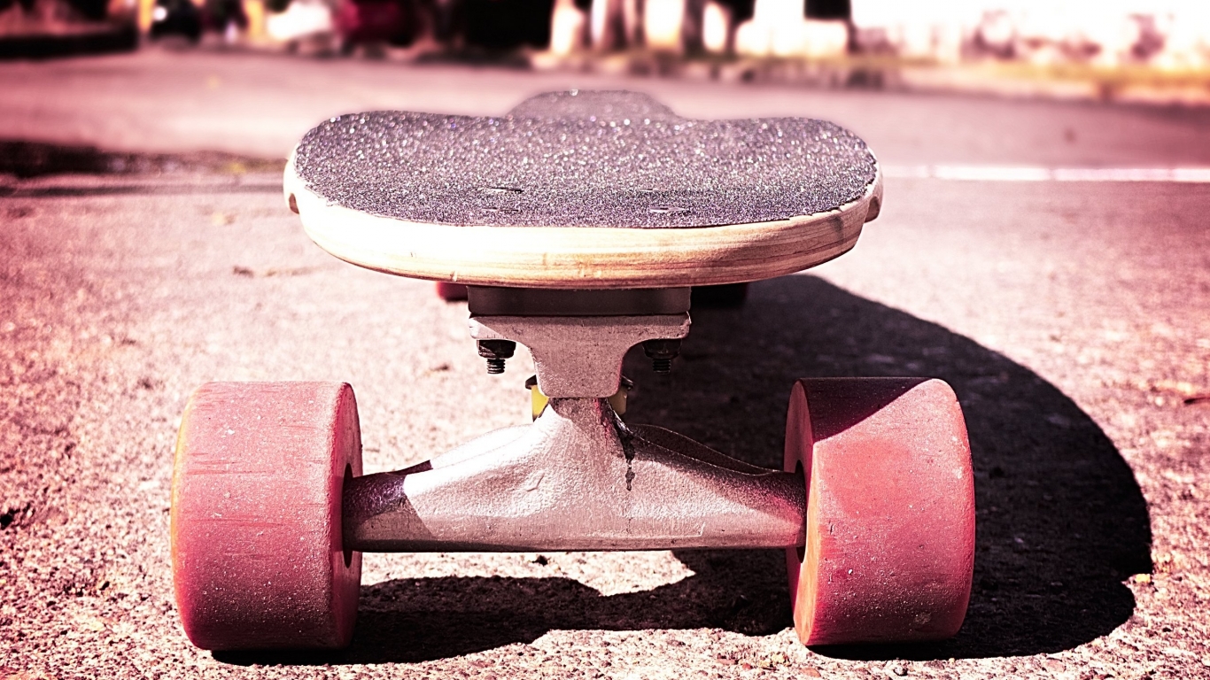 Cool skateboard for 1366 x 768 HDTV resolution
