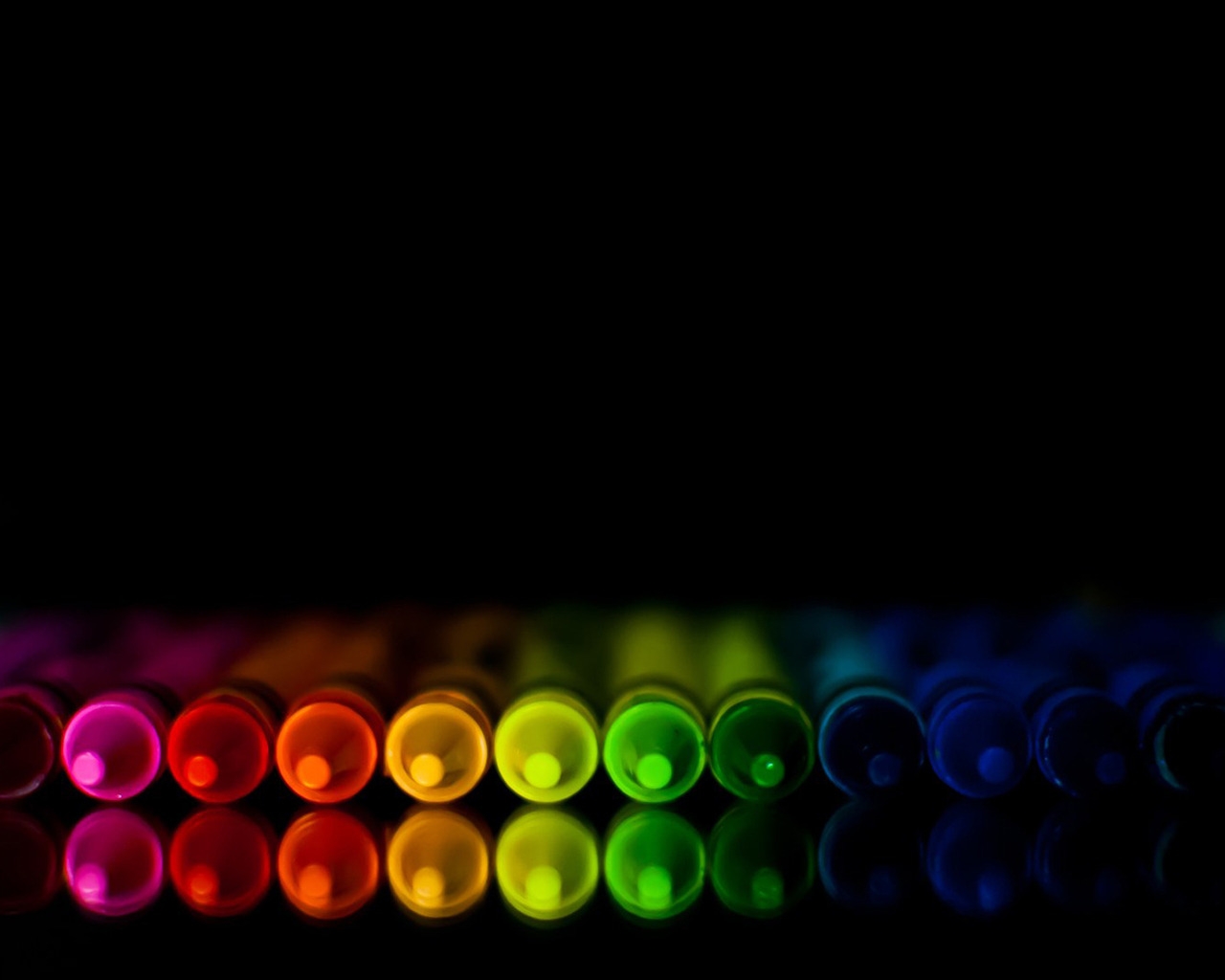 Crayons for 1280 x 1024 resolution