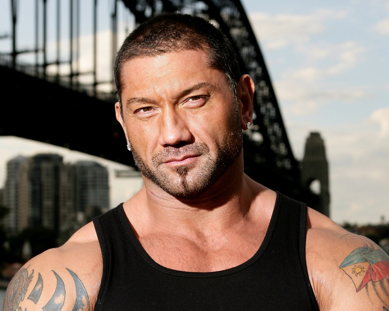 Dave Bautista for 1280 x 1024 resolution