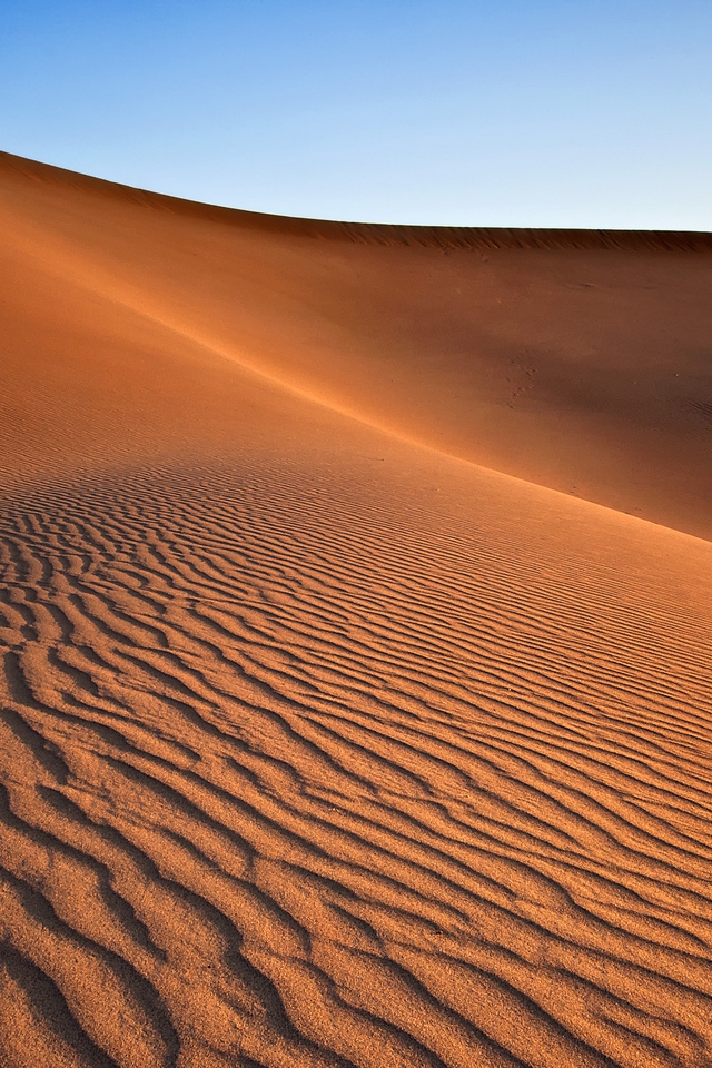 Desert Landscape for 640 x 960 iPhone 4 resolution
