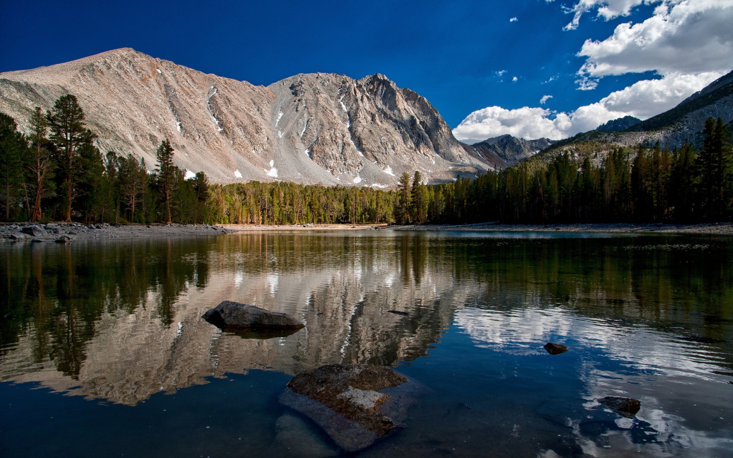 Dorothy Lake California for 1440 x 900 widescreen resolution