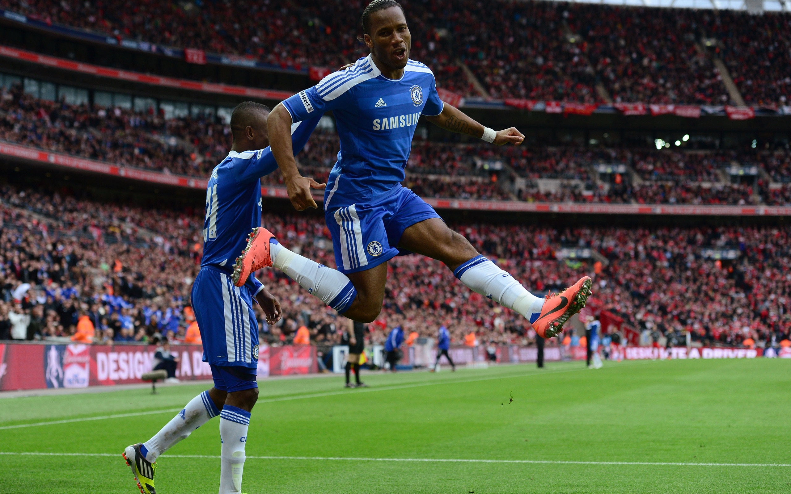 Drogba Jump for 2560 x 1600 widescreen resolution