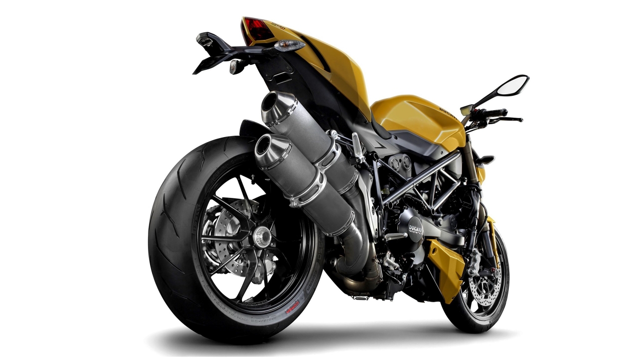  Ducati Streetfighter Rear for 1280 x 720 HDTV 720p resolution