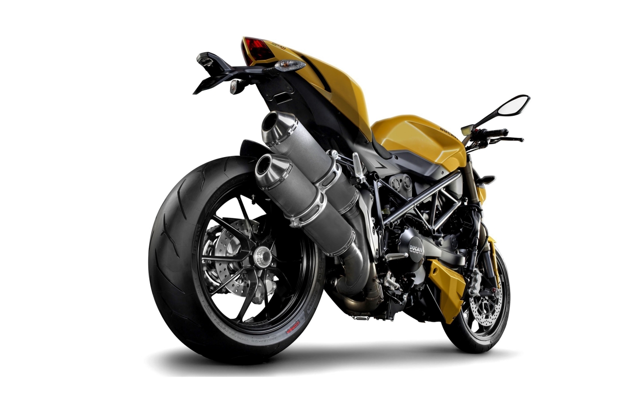  Ducati Streetfighter Rear for 1280 x 800 widescreen resolution