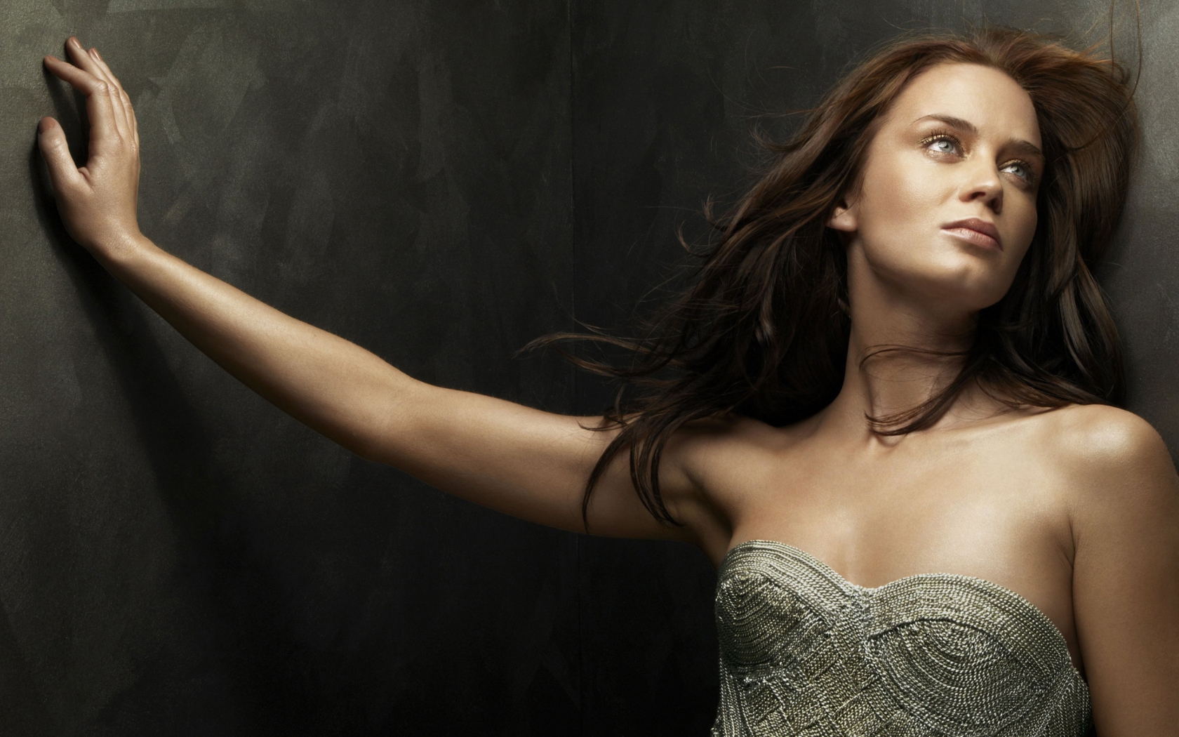 Emily Blunt for 1680 x 1050 widescreen resolution