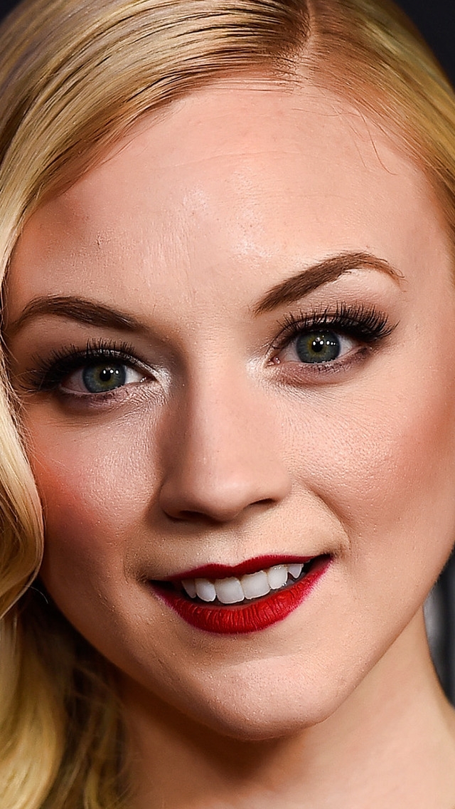 Emily Kinney Actress for 640 x 1136 iPhone 5 resolution