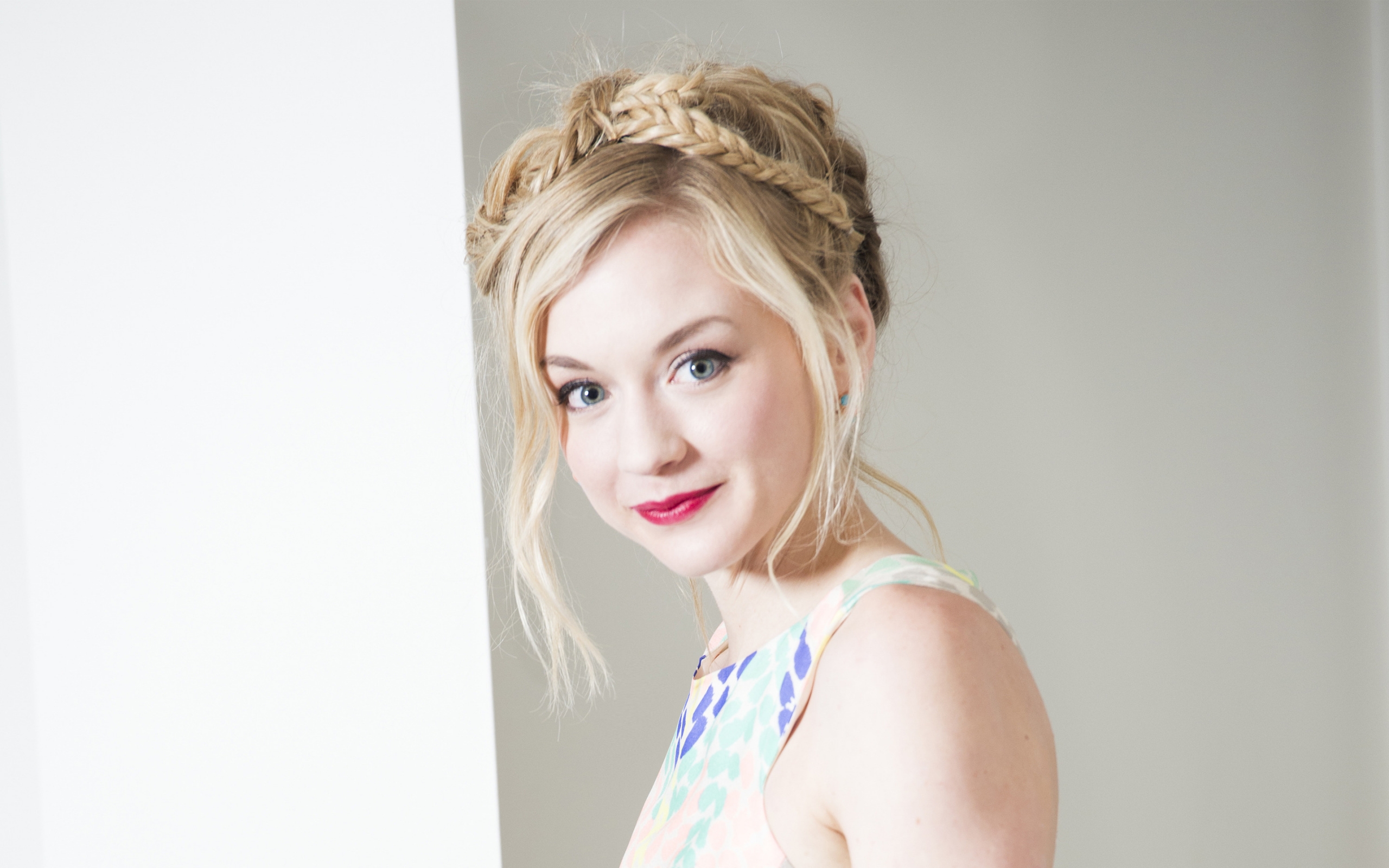 Emily Kinney Cute for 2560 x 1600 widescreen resolution