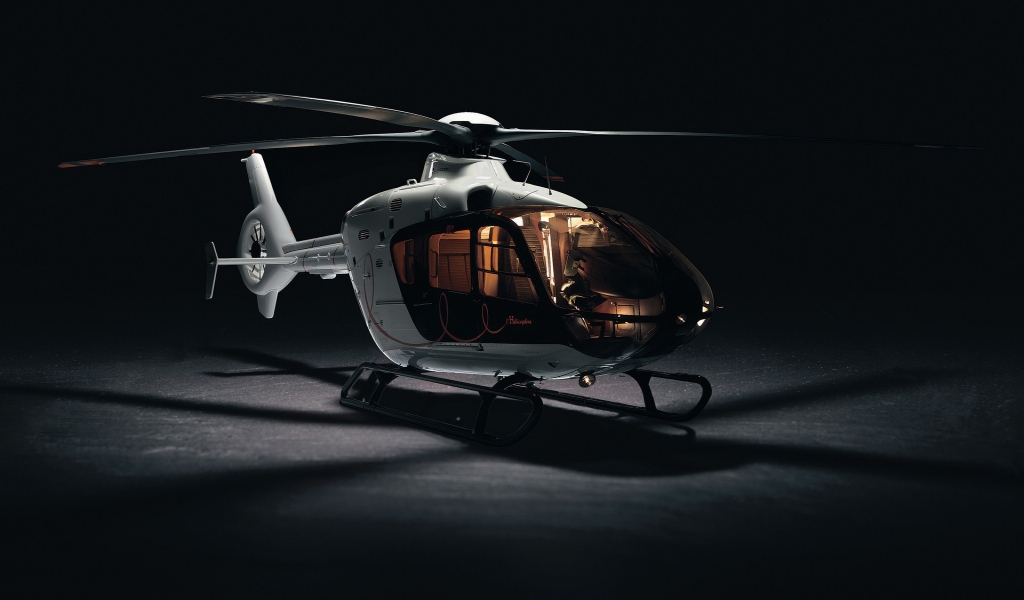 Eurocopter EC135 Helicopter for 1024 x 600 widescreen resolution