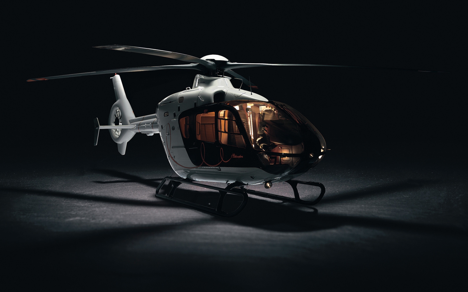 Eurocopter EC135 Helicopter for 1920 x 1200 widescreen resolution