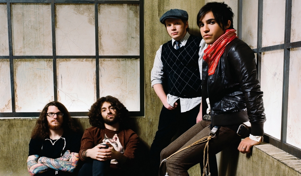 Fall Out Boy for 1024 x 600 widescreen resolution