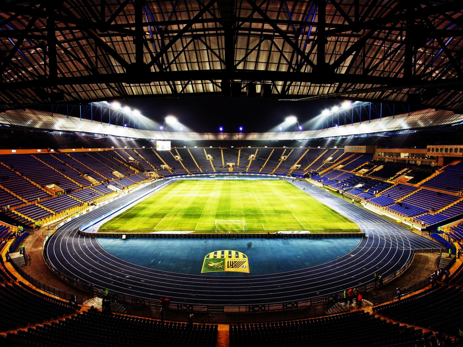 FC Metalist Kharkiv Stadium for 1600 x 1200 resolution