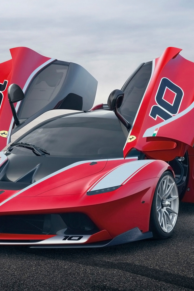 Ferrari FXX K for 640 x 960 iPhone 4 resolution