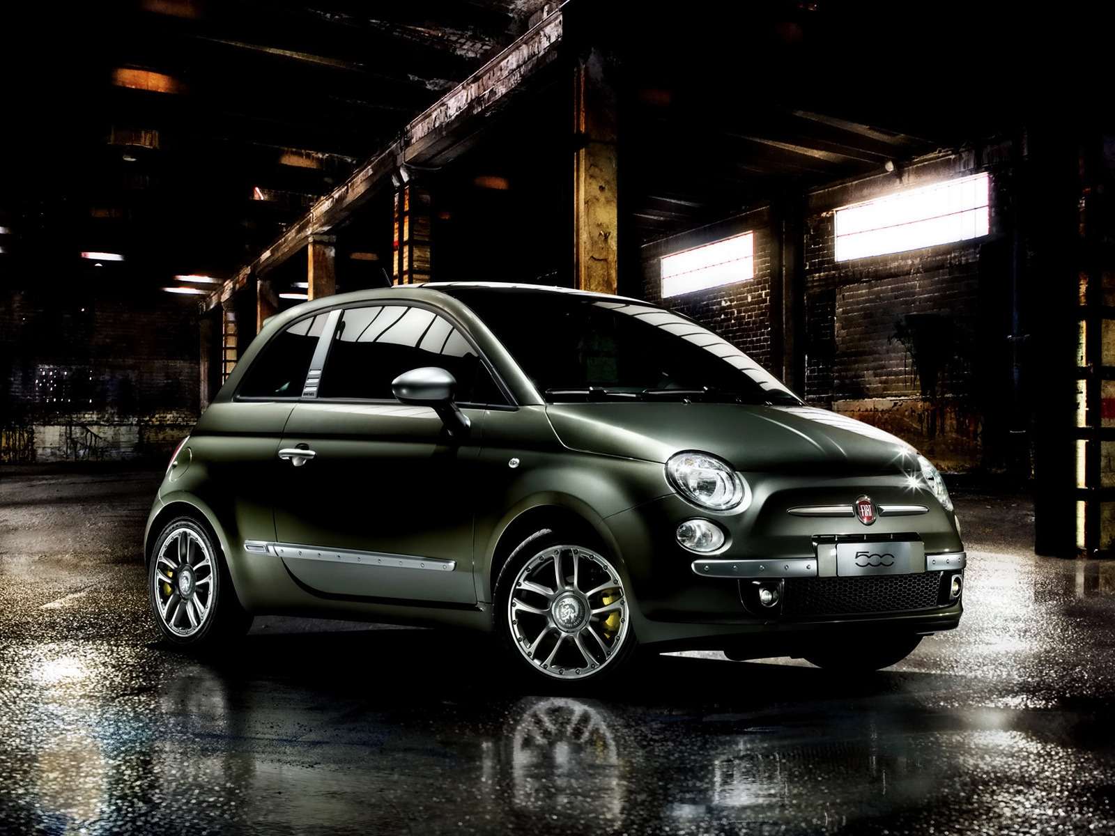 Fiat 500 by Diesel for 1600 x 1200 resolution