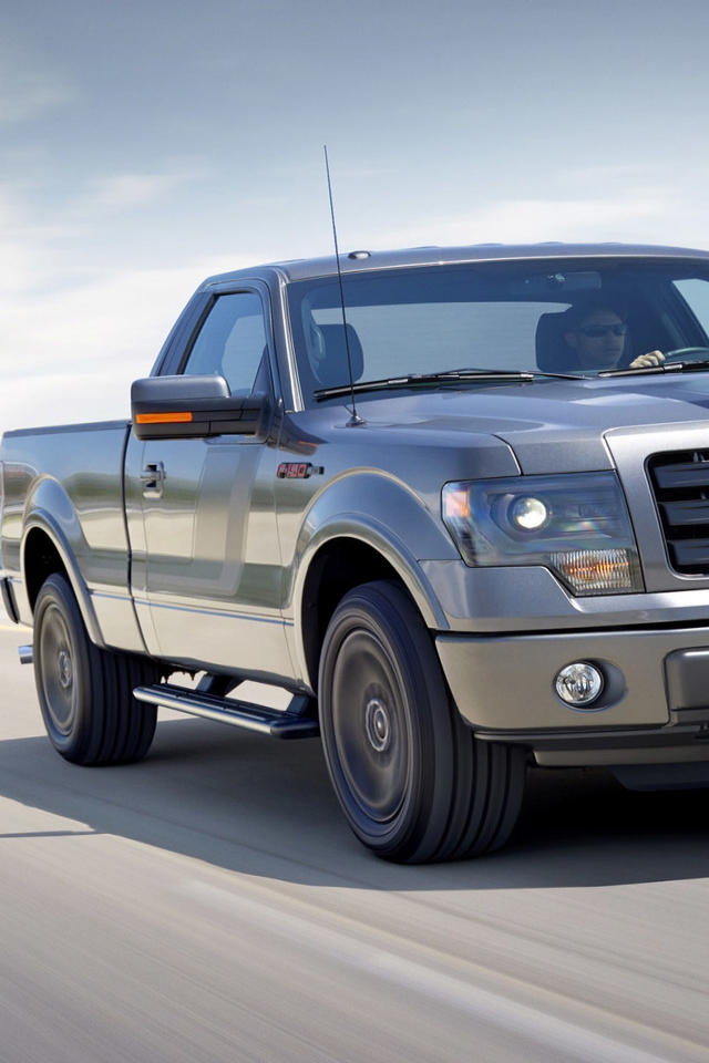 Ford F150 Tremor  for 640 x 960 iPhone 4 resolution