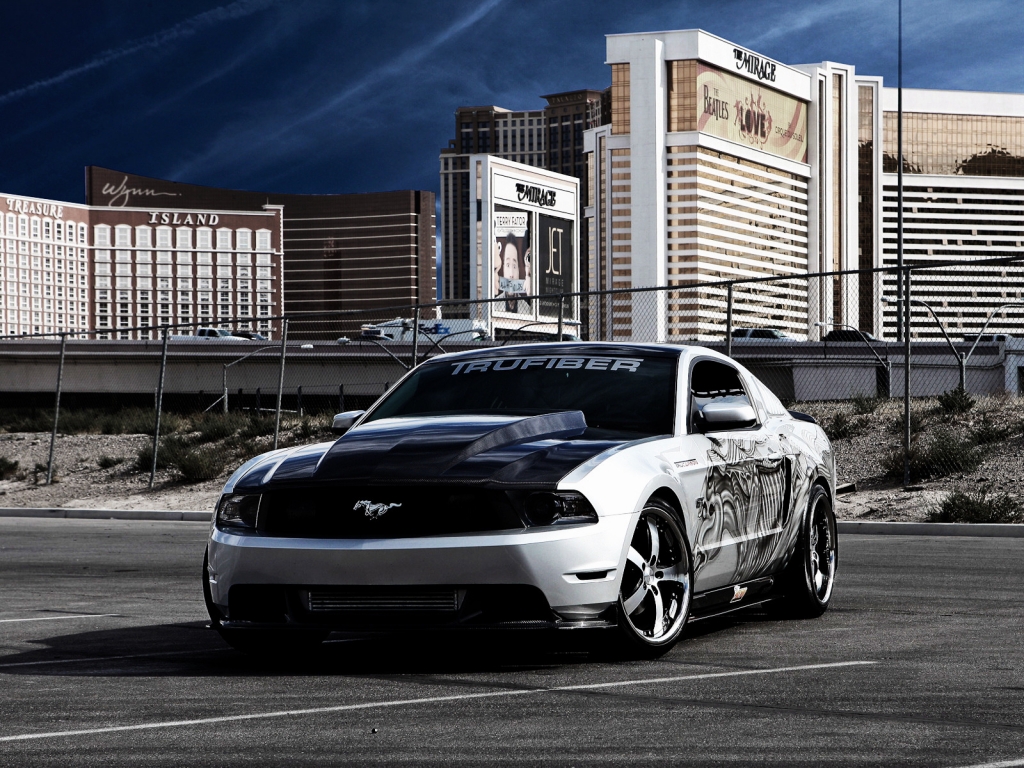 Ford Mustang for 1024 x 768 resolution