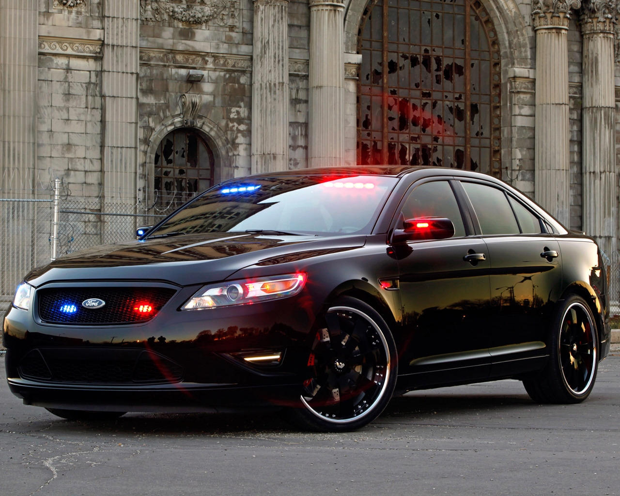 Ford Stealth Police Interceptor for 1280 x 1024 resolution