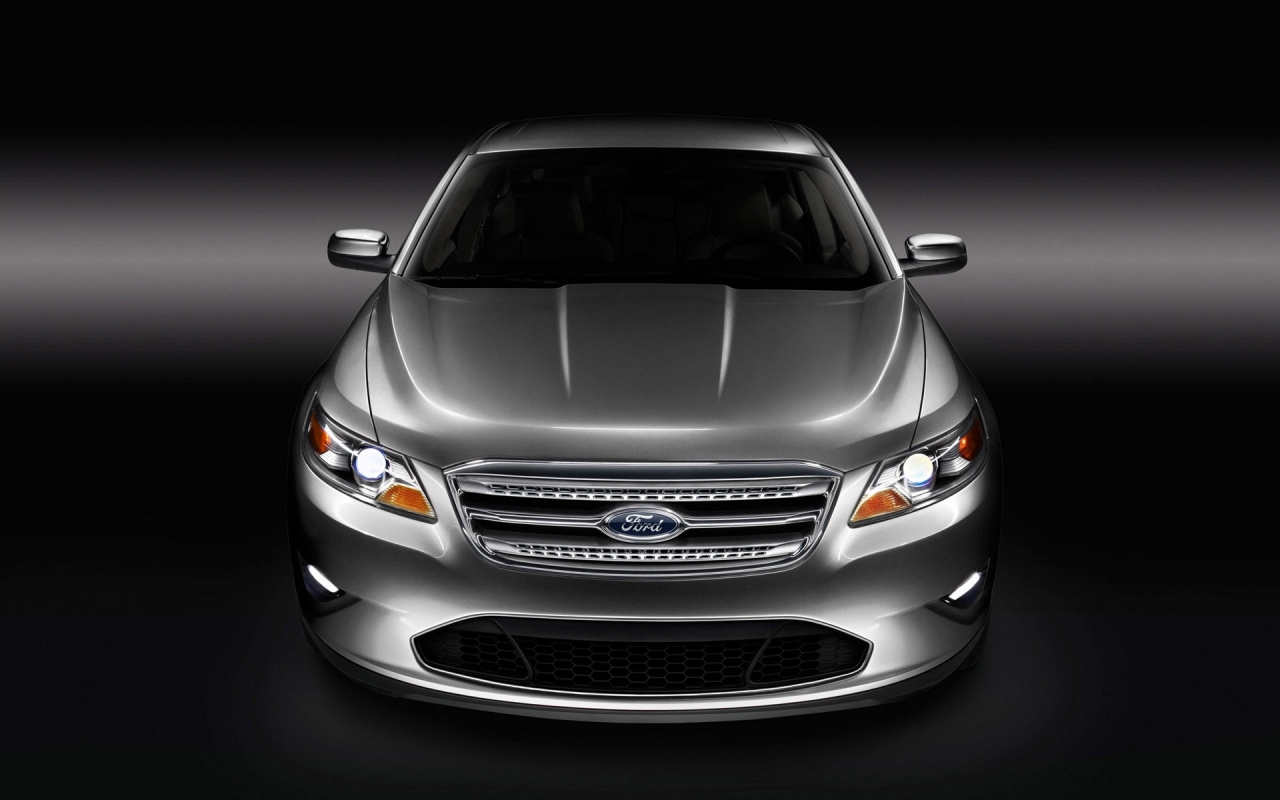 Ford Taurus 2010 for 1280 x 800 widescreen resolution