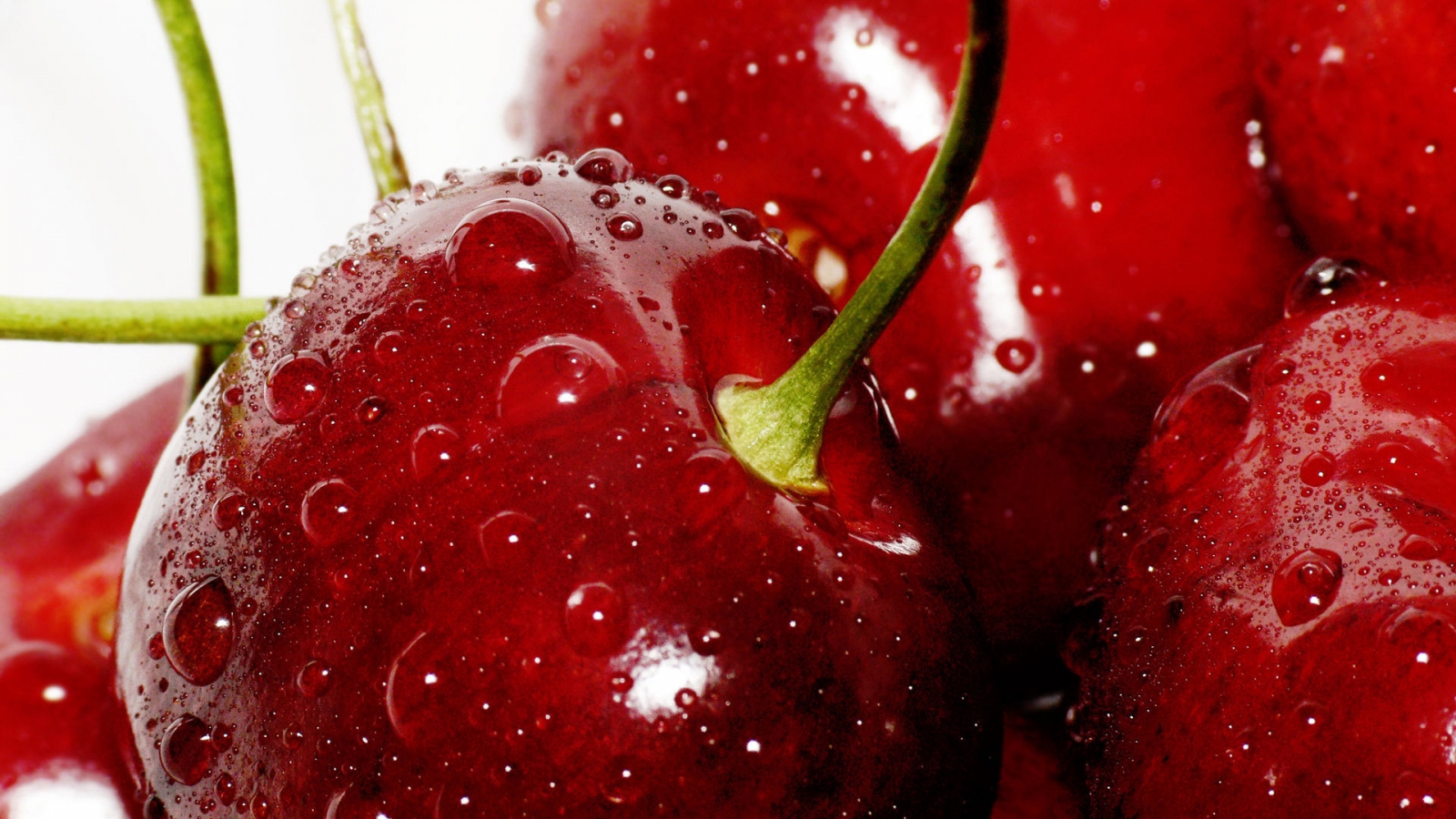 Fresh Cherry for 1600 x 900 HDTV resolution
