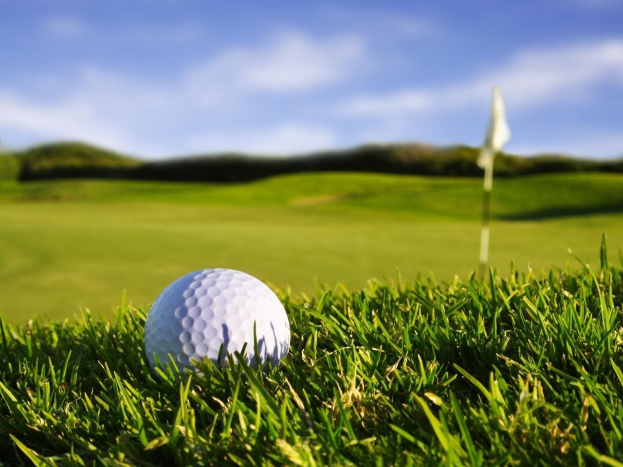 Golf Ball for 1280 x 960 resolution
