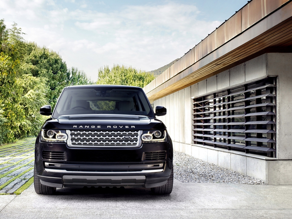 Gorgeous Black Range Rover for 1024 x 768 resolution
