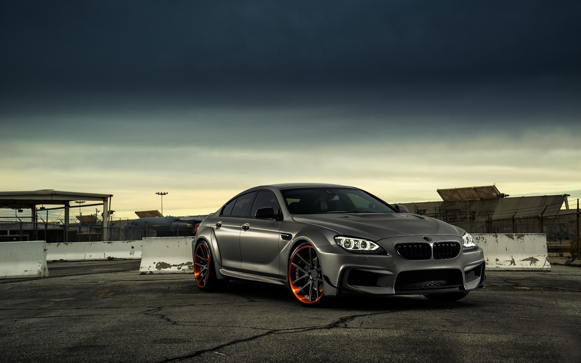 Gorgeous BMW M6 for 1920 x 1200 widescreen resolution