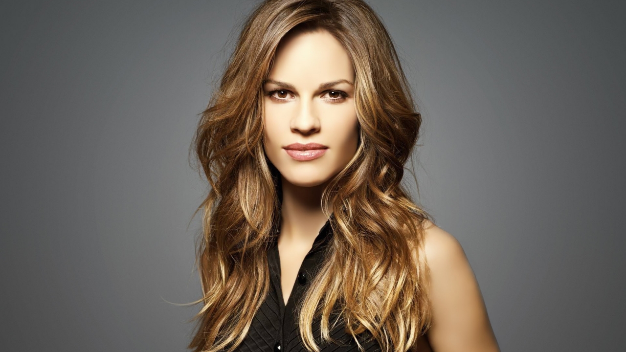 Gorgeous Hilary Swank for 1280 x 720 HDTV 720p resolution