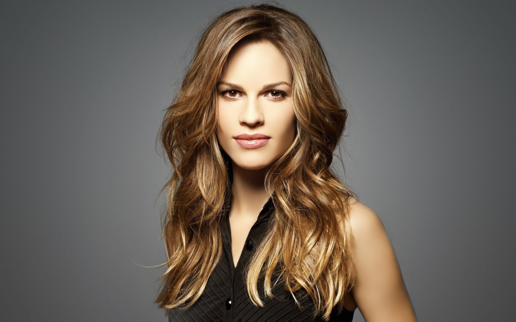 Gorgeous Hilary Swank for 1680 x 1050 widescreen resolution