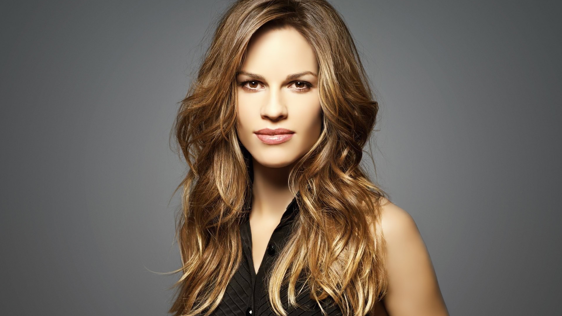 Gorgeous Hilary Swank for 1920 x 1080 HDTV 1080p resolution