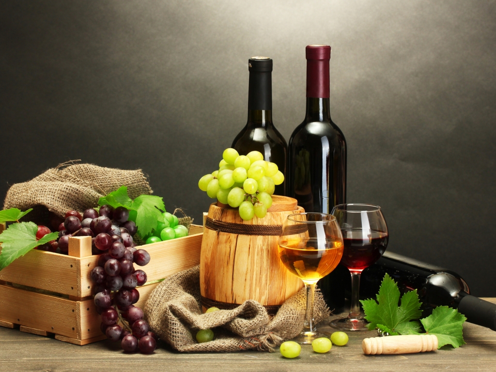 Grapes and Wine for 1024 x 768 resolution