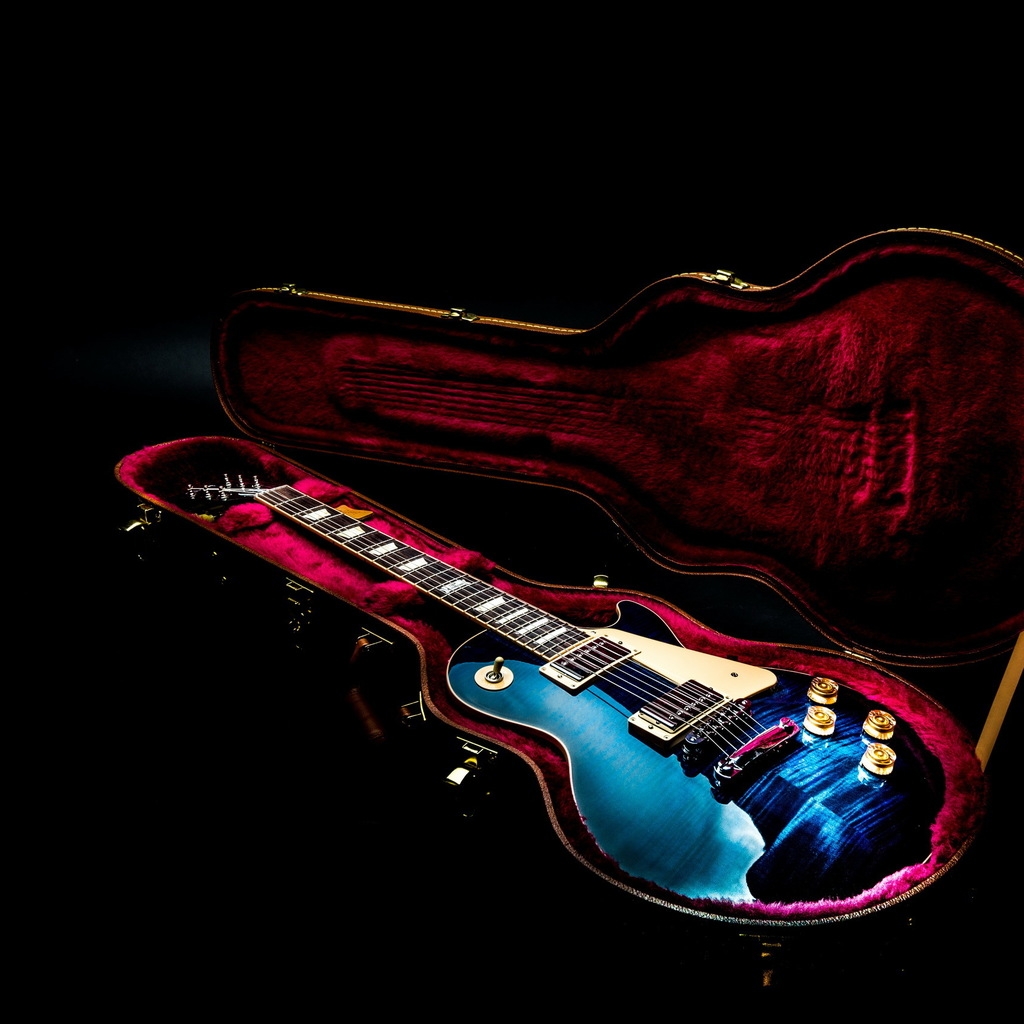 Guitar for 1024 x 1024 iPad resolution