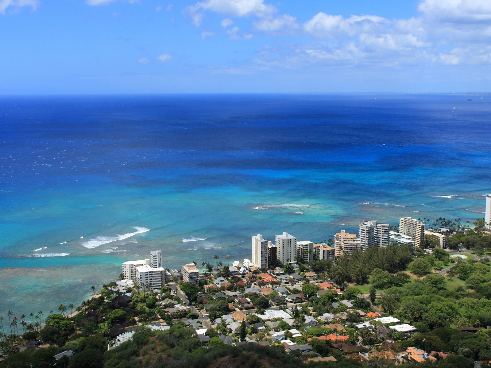 Honolulu Hawaii Landscape for 1600 x 1200 resolution