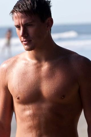 Hot Channing Tatum for 320 x 480 iPhone resolution
