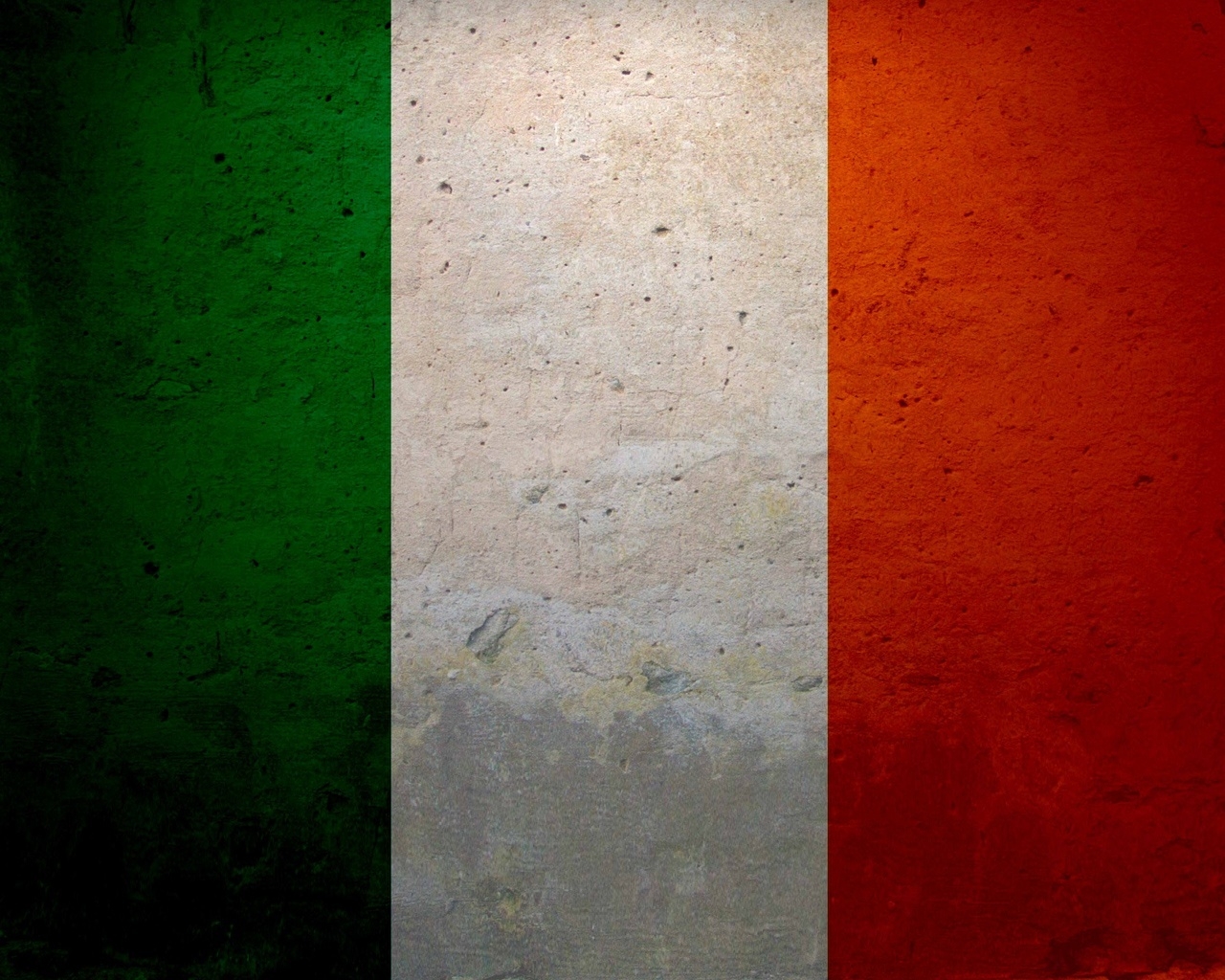 Italy Grunge Flag for 1280 x 1024 resolution