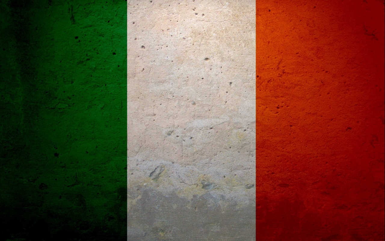 Italy Grunge Flag for 1280 x 800 widescreen resolution