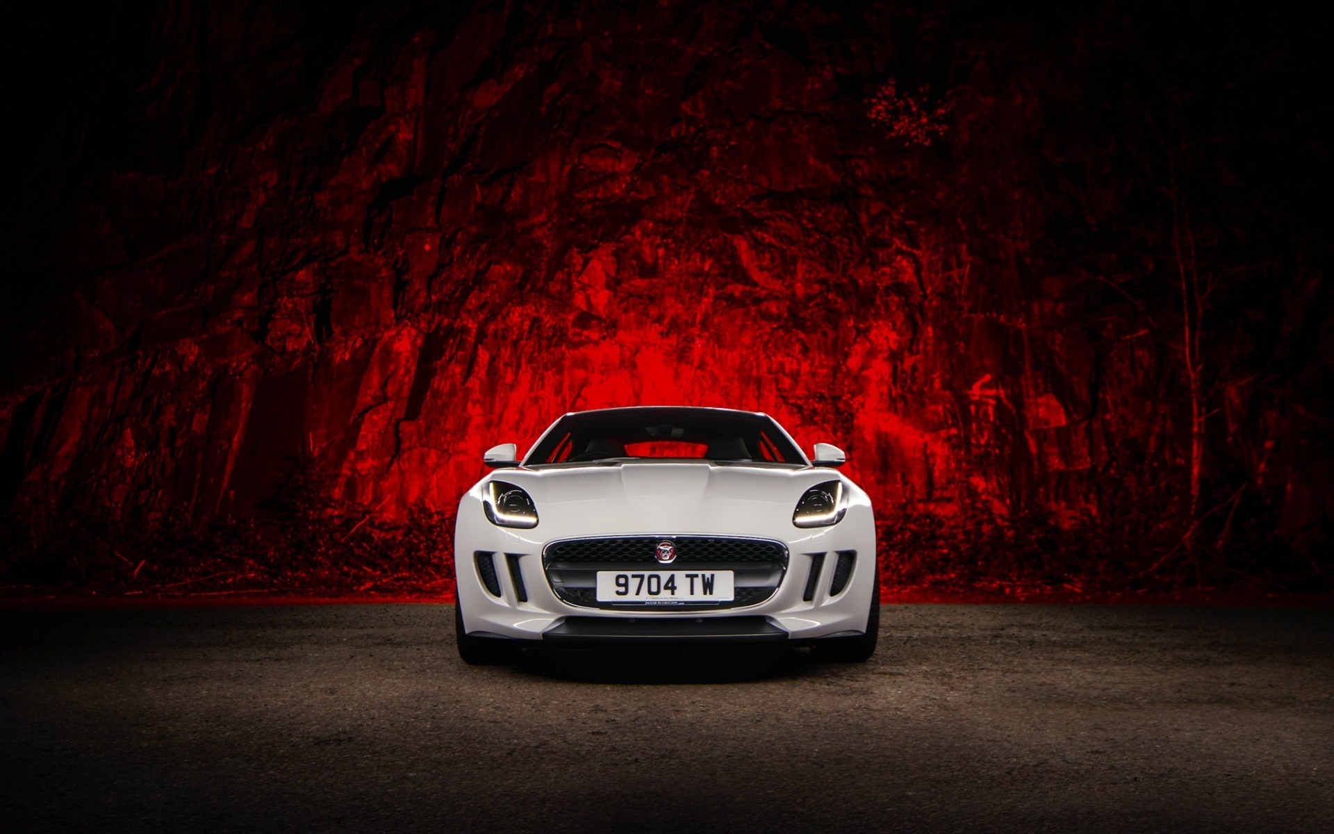 Jaguar F Type White for 1920 x 1200 widescreen resolution