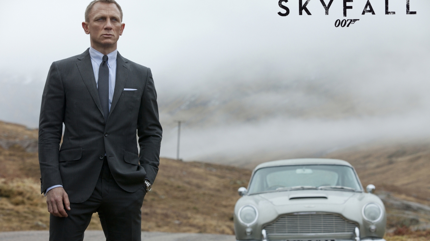 James Bond 007 Skyfall for 1366 x 768 HDTV resolution