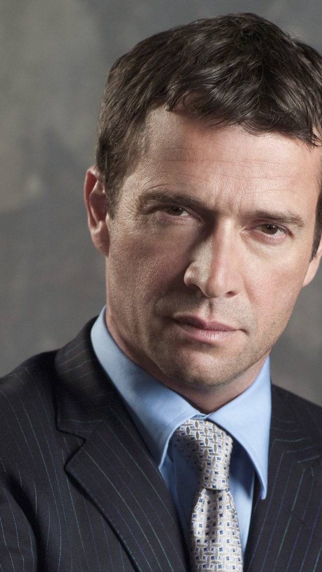 James Purefoy for 640 x 1136 iPhone 5 resolution