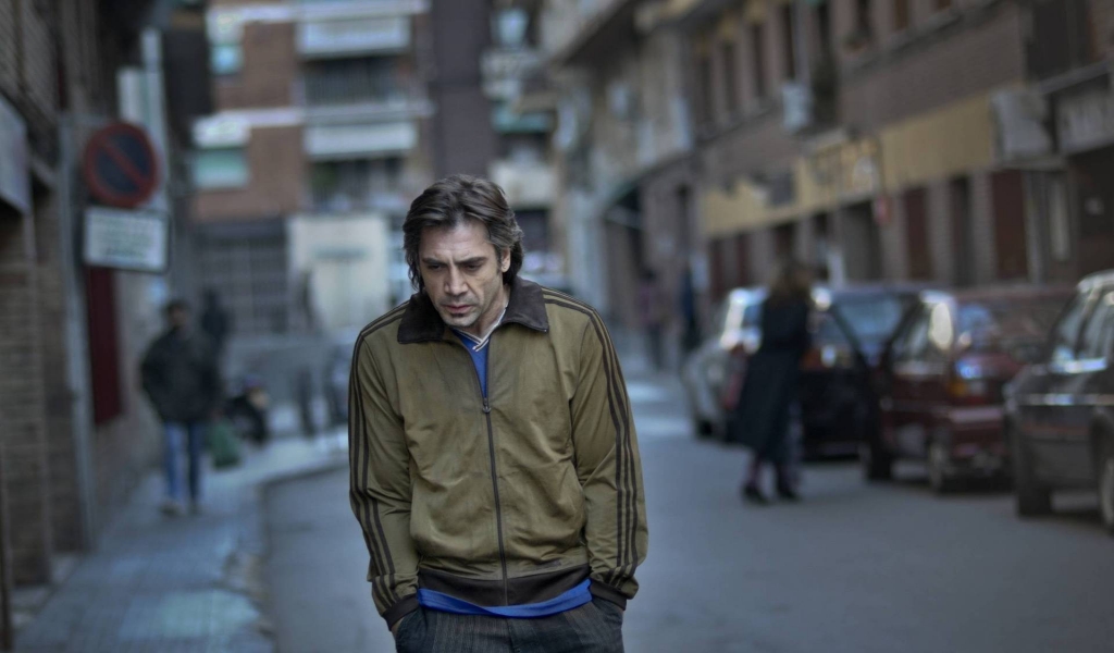 Javier Bardem Lonely for 1024 x 600 widescreen resolution