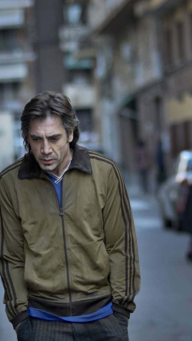 Javier Bardem Lonely for 640 x 1136 iPhone 5 resolution